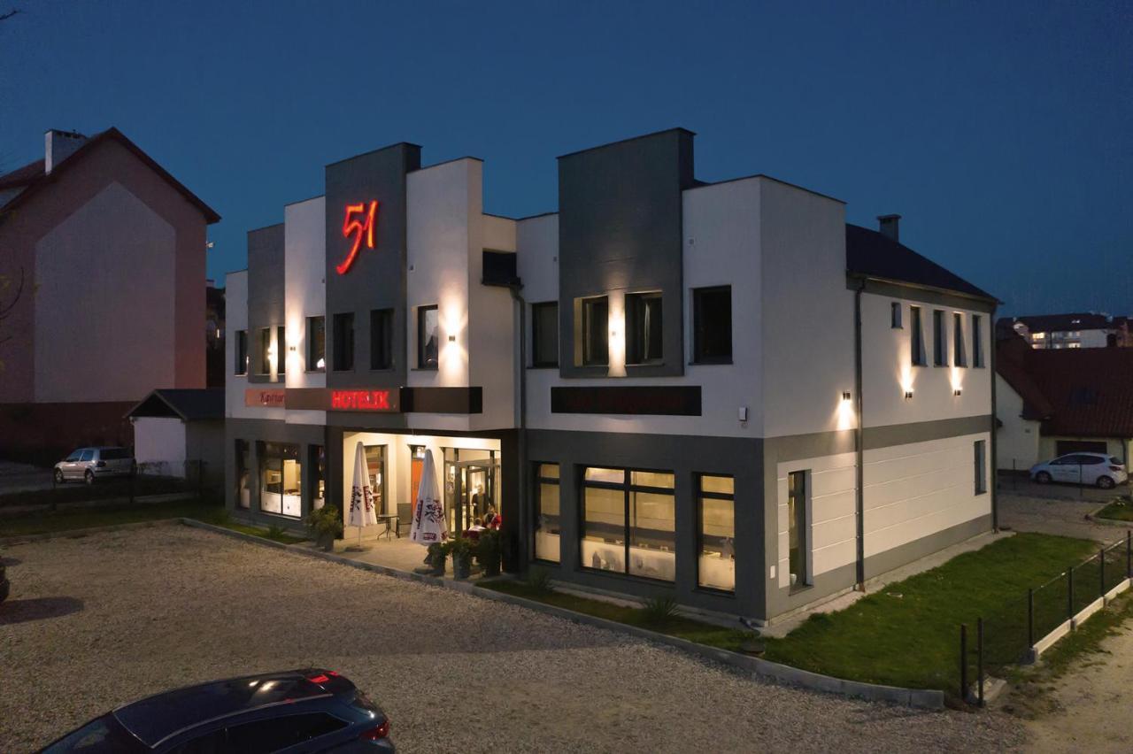 Hotelik 51 Paslek Exterior photo